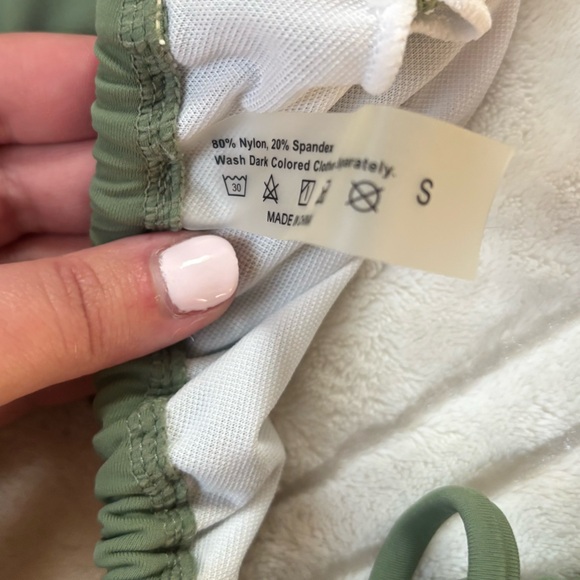 SHEIN Green Bikini Halter Ruched High-Cut - Picture 2 of 2